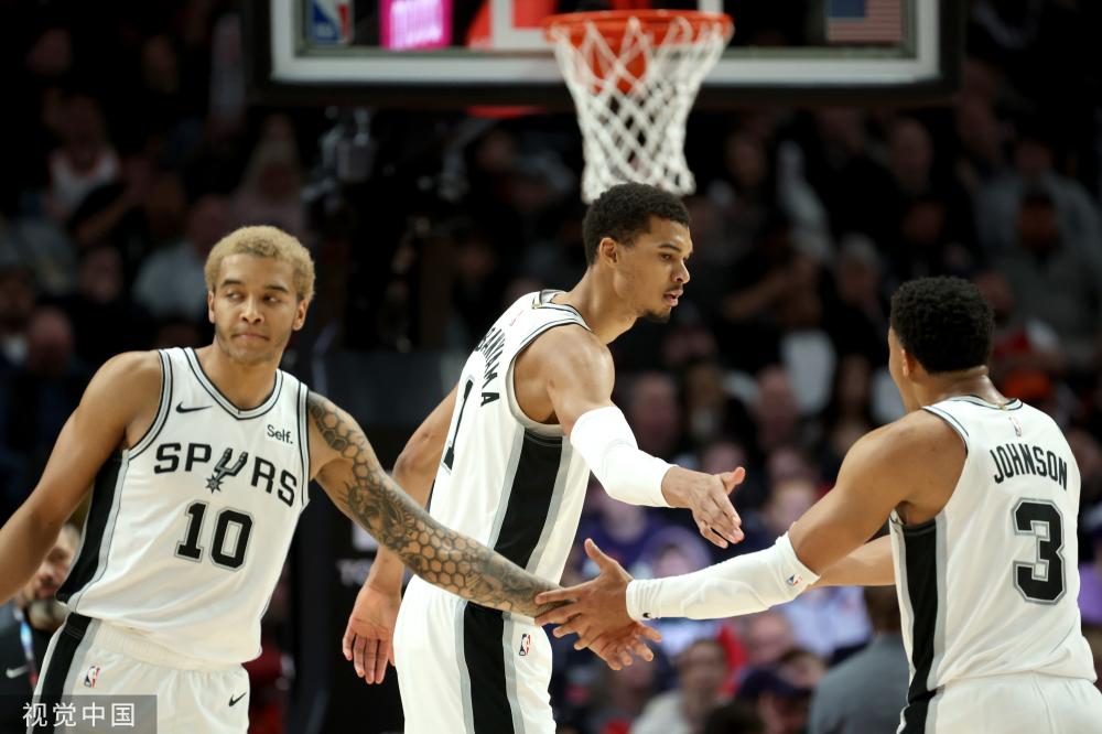 也为自己在 也为自己在